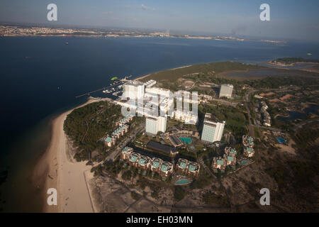 Vista aerea della penisola di Troia, situato accanto al fiume Sado estuary, Portogallo. Foto Stock