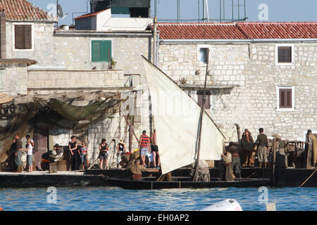 Il set cinematografico per 'Gioco di troni' Stagione 5 attorno alla zona di Kastilac dotate: atmosfera dove: Kastel Gomilica, Croazia quando: 30 Ago 2014 Foto Stock