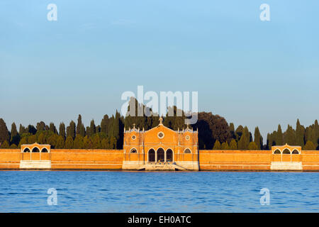 L'Europa, Italia, Veneto, Venezia, cimitero sulla isola di San Michele Foto Stock