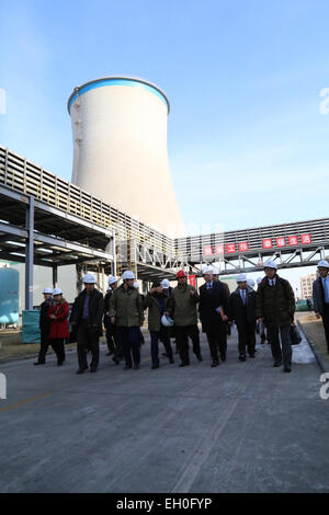 Il vice Segretario di Stato Antonio "Tony" Blinken tours il GreenGen Power Plant di Tianjin, Cina il 12 febbraio 2015. Foto Stock