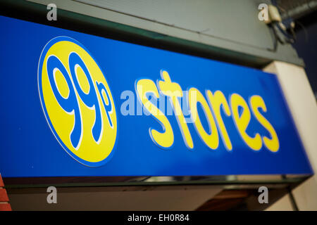 99p store shop segno esterno Foto Stock