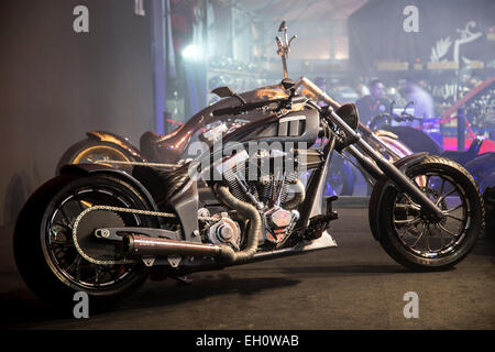 ISTANBUL, Turchia - 27 febbraio 2015: TT Custom Choppers Grand Sport motociclo sul display in Eurasia motobike expo, CNR Expo. Foto Stock