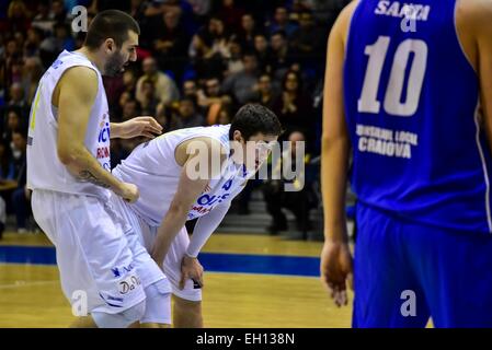Tulcea, Romania. 4 Marzo, 2015. Stefan Pot #46 di Asesoft Ploiesti durante il LNMB (Liga Nationala de Baschet Masculin) ROU gioco tra CSU Asesoft PLoiesti ROU e SCMU Craiova ROU presso la Sala Sporturilor Olimpia, Tulcea, Romania ROU. Catalin Soare/www.sportaction. Credito: Cal Sport Media/Alamy Live News Foto Stock