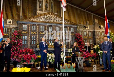 Re Willem-Alexander apre la trentacinquesima Spring Garden Breezand, 04 marzo 2015. Oltre quaranta ai produttori a partire dalla testa del North Holland mostrano ogni anno in questa mostra una varietà di lampadine includono i tulipani, narcisi, crochi e giacinti RPE/Albert Nieboer/ FRANCIA - nessun filo SERVICE - Foto Stock