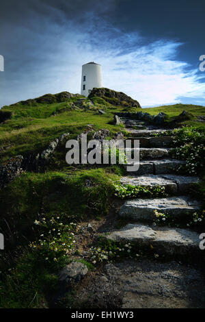 Ynys Llanddwyn Island è un magico promontorio di SW Anglesey, Ynys Mon, Galles della famosa leggenda romantica e di pace. Foto Stock