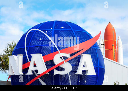 La NASA firmare all'entrata al Kennedy Space Center di Cape Canaveral, in Florida, America Foto Stock