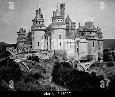 Autotype precoce di Chateau Pierrefonds palace, Pierrefonds, dipartimento Oise, Francia, 1880 Foto Stock