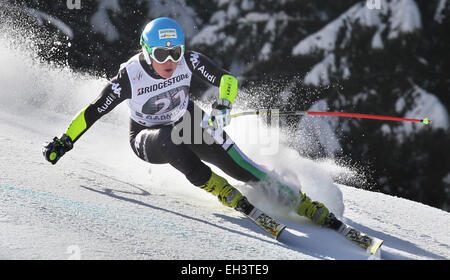 Garmish-Partenkirchen, Germania. 06 Mar, 2015. Verena infaldatore dell Italia in azione durante la donna in discesa la formazione in Garmish-Partenkirchen, Germania, 06 marzo 2015. Foto: Karl-Josef Hildenbrand /dpa/Alamy Live News Foto Stock