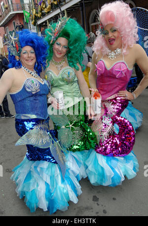 Mardi Gras 2015, Dancing, St Ann's Parade, French Quarter, New Orleans, Louisiana, USA. Foto Stock