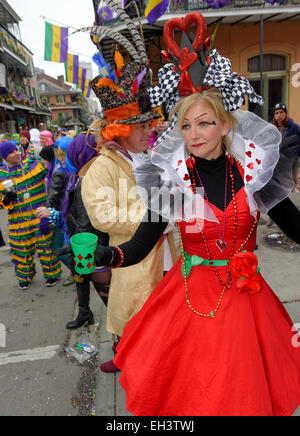 Regina di cervi, Mardi Gras 2015, St Ann's Parade, quartiere francese, New Orleans, Louisiana, Stati Uniti d'America Foto Stock