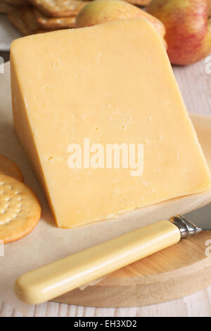 Double Gloucester una cremosa tradizionale semidura FORMAGGI INGLESI Foto Stock