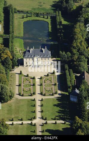 Francia, Calvados, Vendeuvre, il castello del XVII secolo (vista aerea) Foto Stock