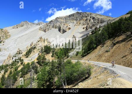 Francia, Hautes Alpes, parco regionale del Queyras, Col d'Izoard 2360 m, Casse deserte Foto Stock