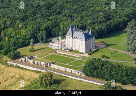 Francia, Indre et Loire, Abilly, Le Bois d'Aix CASTELLO (vista aerea) Foto Stock