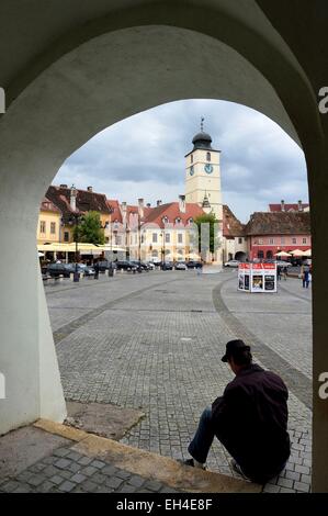 La Romania, Transilvania, Sibiu, la città vecchia, Piata Mica Square, Turnul Sfatului (la torre del Consiglio) Foto Stock