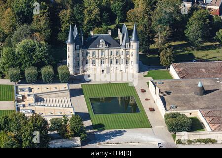 Francia, Gironde, Pauillac, Chateau Pichon Longueville seconda crescita Pauillac (vista aerea) Foto Stock