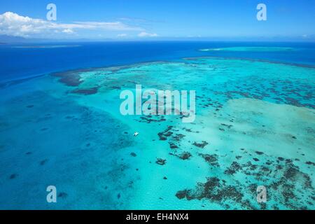 Francia, Nuova Caledonia, sud della provincia, Noumea, Crouzy laguna corallina classificato come Patrimonio Mondiale dell'UNESCO (vista aerea) Foto Stock