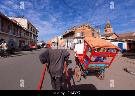 Madagascar, regione di Vakinankaratra, Antsirabe, rickshaws Foto Stock