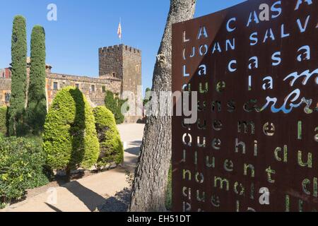 In Spagna, in Catalogna, provincia di Girona Costa Brava, Calella de Palafrugell, Cap Roig Giardino Botanico, il castello Foto Stock