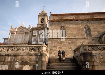 Il Portogallo, Regione Nord, Porto, Centro Storico elencati come patrimonio mondiale dall' UNESCO, Sao Francisco chiesa Foto Stock