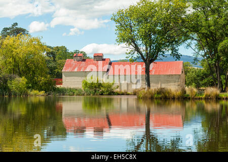 Forni di luppolo a Bushy Park, vicino New Norfolk, Tasmania Foto Stock