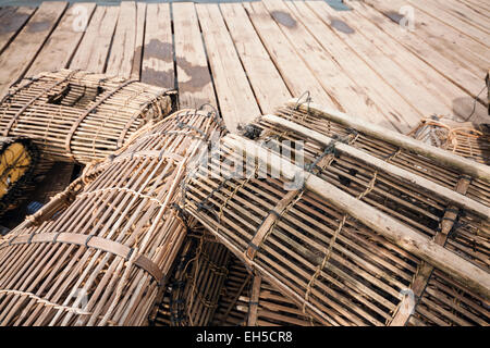 Mercato del granchio in Kep, Cambogia. Tradizionale occupazione per fare una vita. Foto Stock