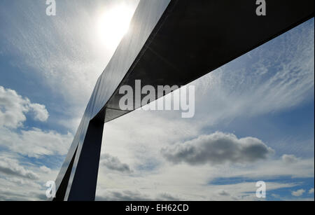 Il ponte di Tradeston, colloquialmente noto come la sottolineatura ondulate bridge è un ponte pedonale sul fiume Clyde a Glasgow Foto Stock