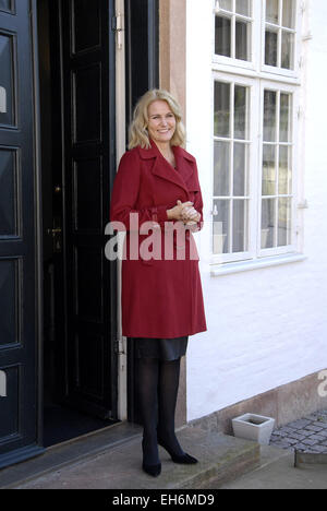 Copenhagen, Danimarca. 8 Marzo, 2015. Ms.Helle Thornin-Schmidt primo ministro danese festeggia i 100 anni delle donne il diritto di voto di giorno in hosting il pranzo per 42 donne ministri provenienti da diverse parti e vari governi. Credito: Francesco Dean/Alamy Live News Foto Stock