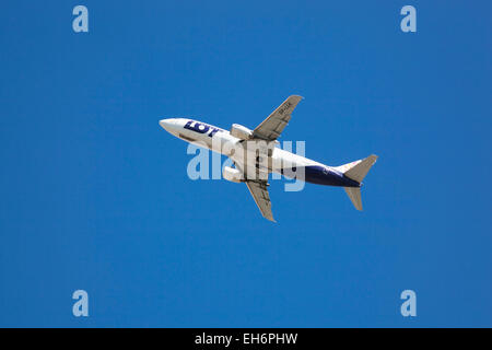 Volo aereo (Linee Aeree Polacche LOT a Fryderyk Chopin Airport) Foto Stock