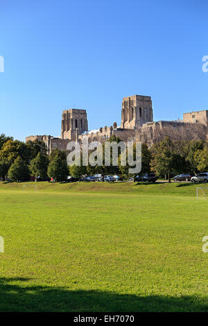 Impressioni dal campus della University of Chicago nel quartiere di Hyde Park di Chicago, IL, Stati Uniti d'America. Foto Stock