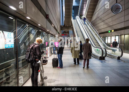 La stazione della metropolitana di Copenaghen, Danimarca, Scandinavia, Europa Foto Stock