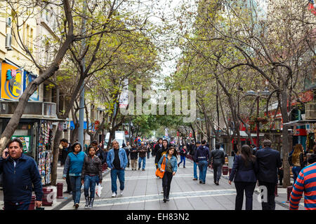 Strada pedonale nel centro della città, a Santiago del Cile, Sud America Foto Stock