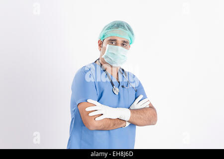 1 indian Adulto Uomo medico chirurgo pongono permanente Foto Stock