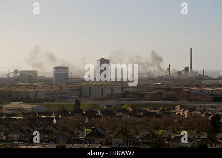 Tata prodotti a striscia in acciaio UK Port Talbot funziona, Tata Steel Works, Port Talbot, South Wales, Regno Unito e Unione europea. Foto Stock