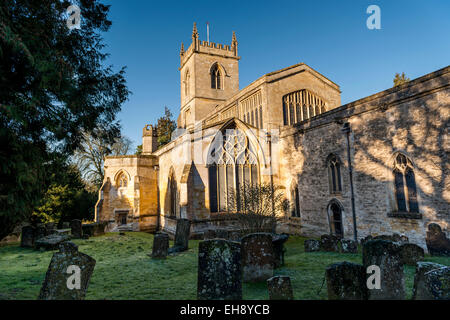 St Mary's è una Chiesa Anglicana in Oxfordshire città mercato di Chipping Norton in th cuore di Cotswolds Foto Stock