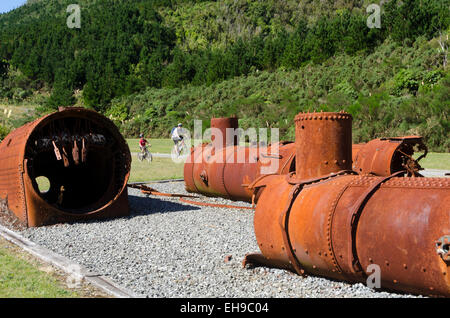 Vecchia locomotiva caldaie, Stazione di vertice, Rimutaka Rail Trail, Upper Hutt, Wellington, Isola del nord, Nuova Zelanda Foto Stock