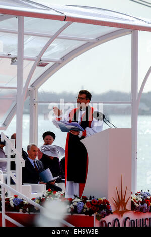 Southampton, Regno Unito. 10 marzo, 2015. La benedizione della nave alla denominazione di P & O Cruises nuova ammiraglia BRITANNIA Credito: Paul Chambers/Alamy Live News Foto Stock