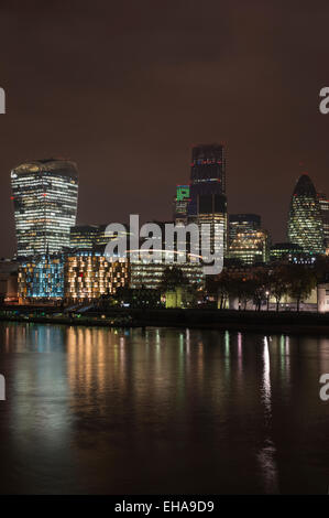 City of London skyline notturno Foto Stock