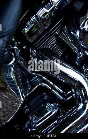 In prossimità di parti cromate di una motocicletta Foto Stock