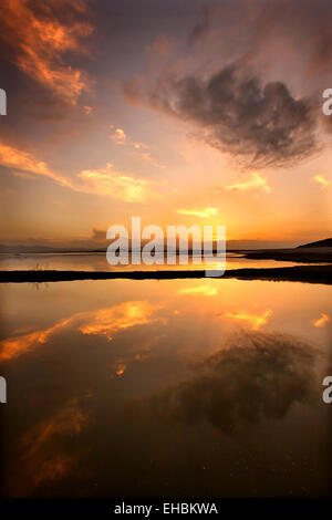 Tramonto al lago Karla, Magnessia - Larissa, Tessaglia, Grecia. Foto Stock