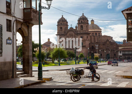 La Compania de Jesus, chiesa, Plaza de Armas, Cusco, Provincia di Urubamba, Perù Foto Stock