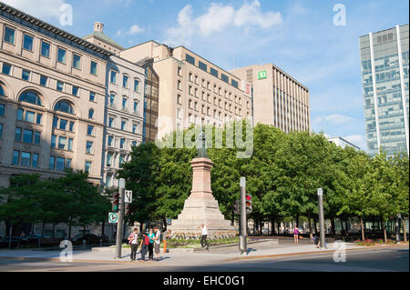 Victoria Square, il centro cittadino di Montreal, provincia del Québec in Canada. Foto Stock