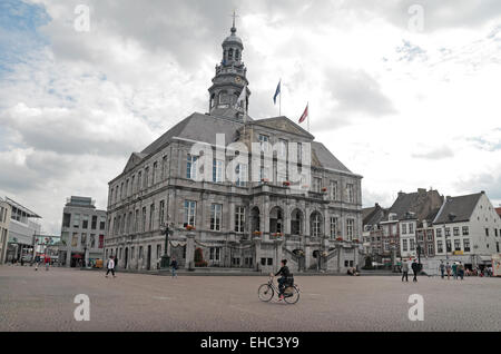 La Stadhuis (municipio) nel centro di Markt, Maastricht, Limburgo, Paesi Bassi. Foto Stock