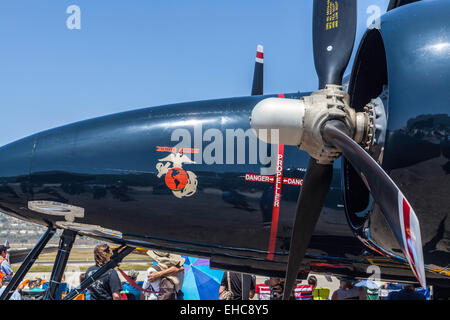 Un Grumman F7F Tigercat al 2011 Ali sopra Camarillo Air Show in Camarillo California Foto Stock