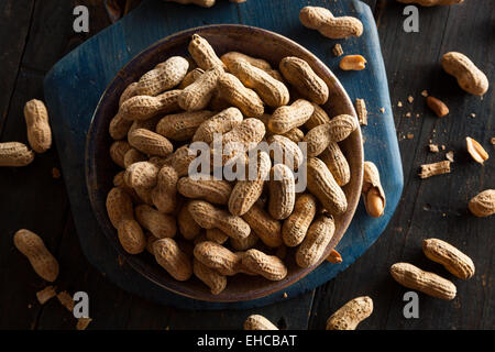 Salate tostate arachidi sgusciate pronto a mangiare Foto Stock