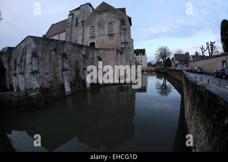 Città vecchia sulla banca del fiume Eure - Chartres - Eure et Loir - Francia Foto Stock