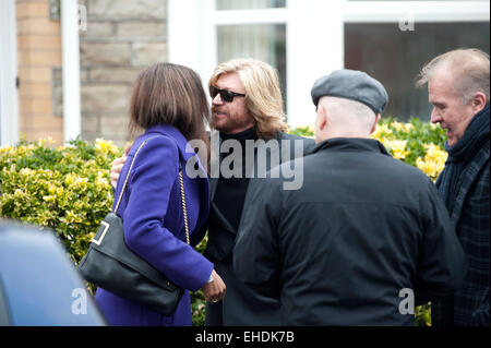 Porthcawl, Wales, Regno Unito. Xii Mar, 2015. Funerali di Steve strano, Chiesa di Tutti i Santi di Porthcawl, Wales, Regno Unito. Credito: Phil Rees/Alamy Live News Foto Stock