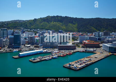 Wellington waterfront, Isola del nord, Nuova Zelanda - aerial Foto Stock