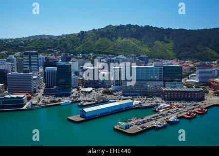 Wellington waterfront, Isola del nord, Nuova Zelanda - aerial Foto Stock