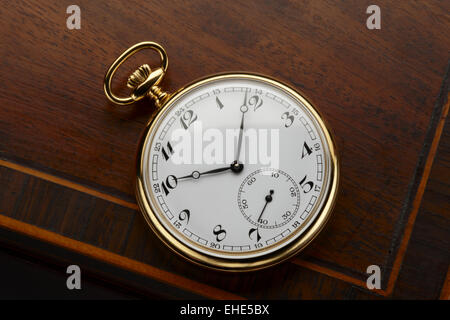 Antico orologio da tasca Foto Stock